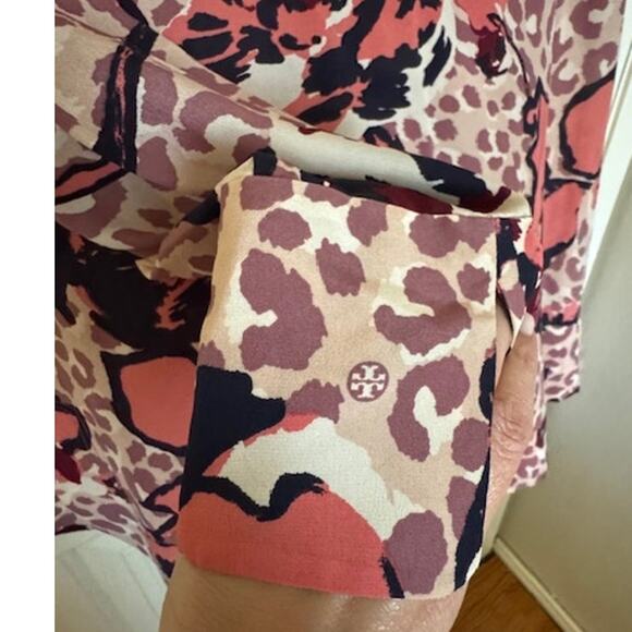 NWOT Tory Burch Silk Cheetah Print Tunic Blouse 8 - Picture 5 of 10